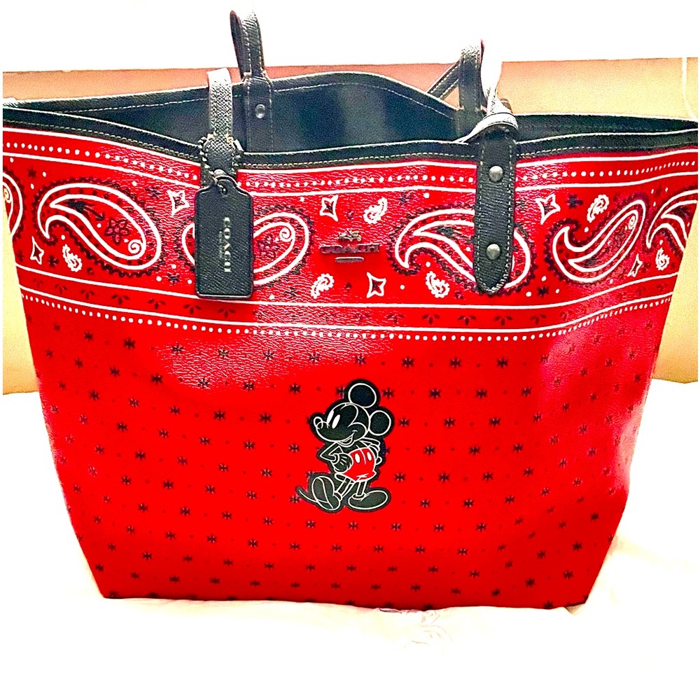 ❤️❤️Authentic Disney coach, reversible tote, new without tags